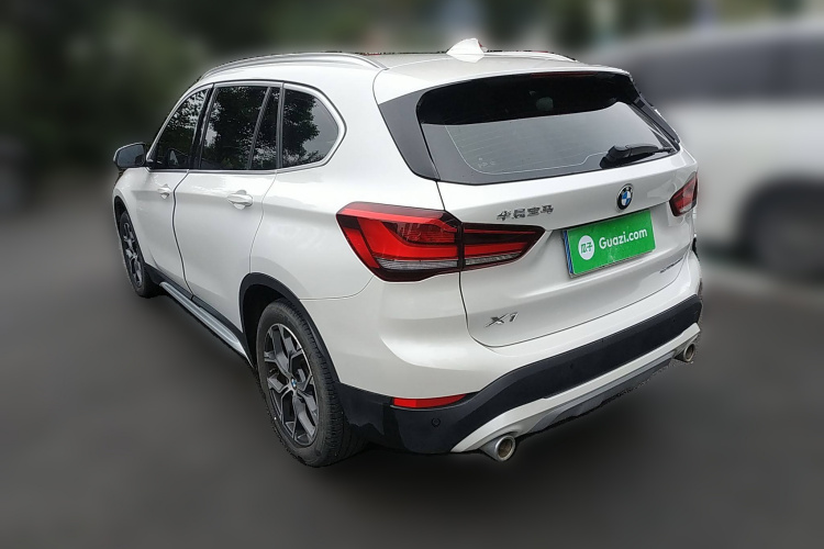 宝马X1 2021款 改款 sDrive20Li 尊享型车身外观6003