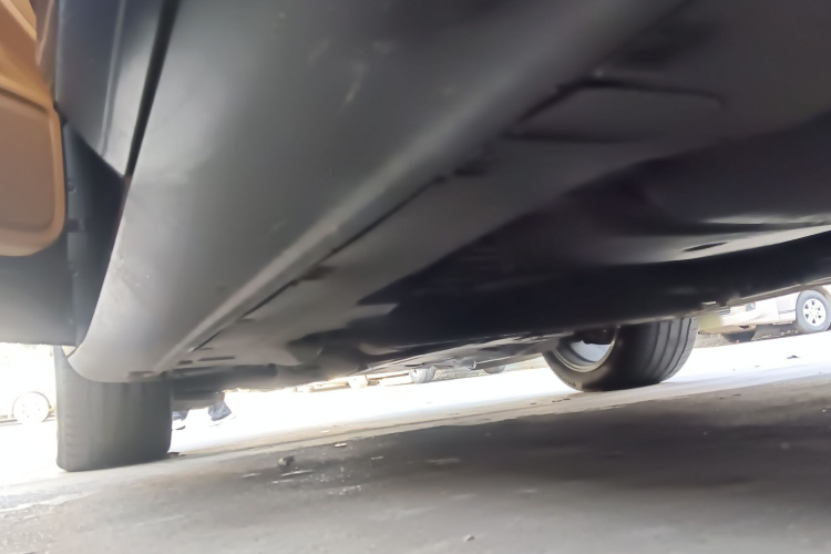 保时捷 2011款 Cayenne 3.0T局部细节9003