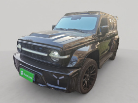 超境汽车 共创坦克300 2023款 2.0T 赛博骑士