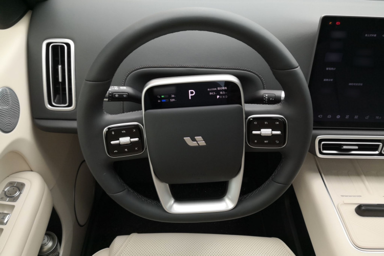 理想汽车 理想L6 2024款 Pro中控内饰13