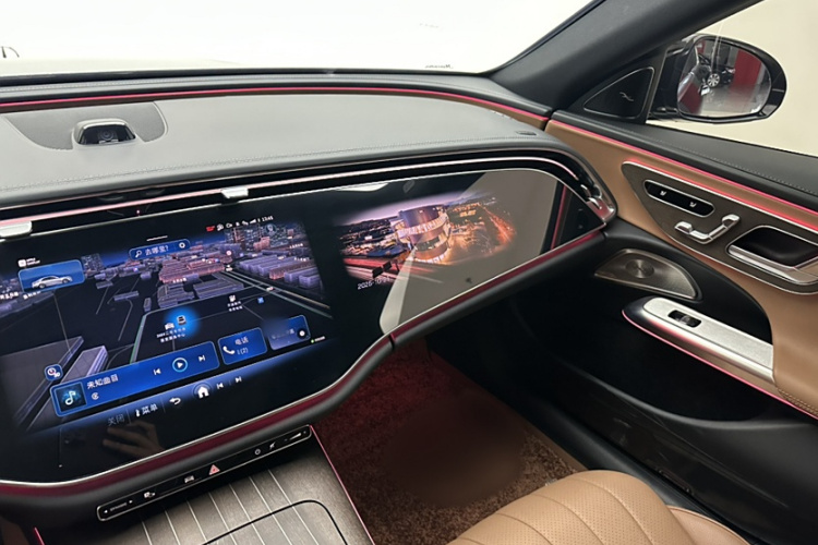 奔驰E级 2025款 E 300 L 豪华型中控内饰7007