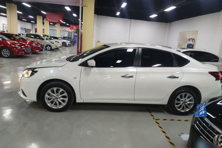 日产 轩逸 2024款 经典 1.6XE CVT舒适版车身外观4