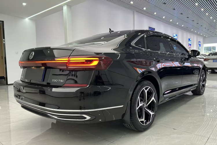 大众 帕萨特 2024款 330TSI 星空精英版车身外观6004