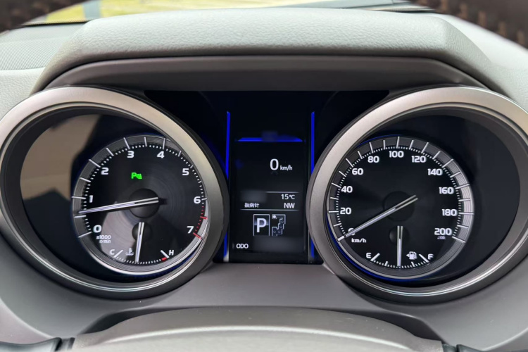 丰田 普拉多 2016款 3.5L 自动TX-L NAVI中控内饰7014