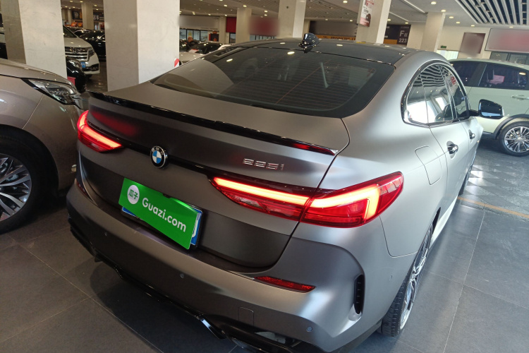 宝马2系(进口) 2021款 225i 四门轿跑车 M运动曜夜套装车身外观7