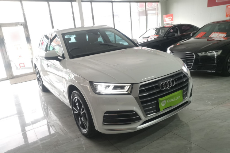 奥迪Q5L 2020款 45 TFSI 尊享时尚型车身外观3