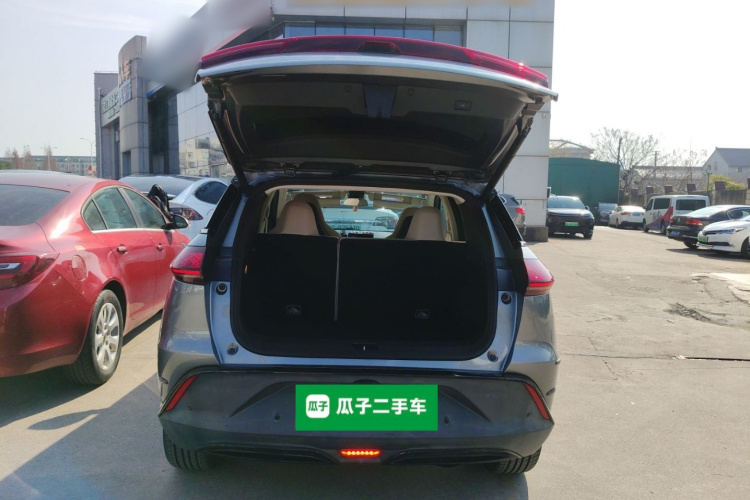 小鹏G3 2019款 尊享版机舱底盘23