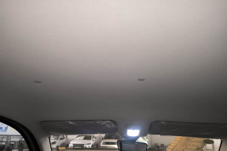 五菱汽车 宏光MINIEV 2025款 四门版 进阶款中控内饰22