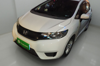 本田 飞度 2016款 1.5L LXS CVT舒适天窗版