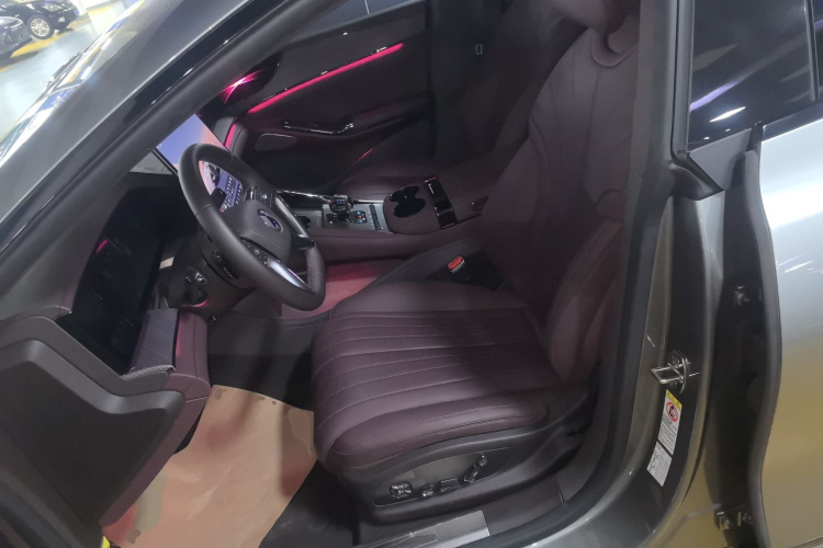 腾势Z9GT 2024款 1100四驱Pro版中控内饰19