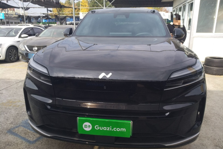 乐道L90 2025款 Ultra 六座版车身外观2