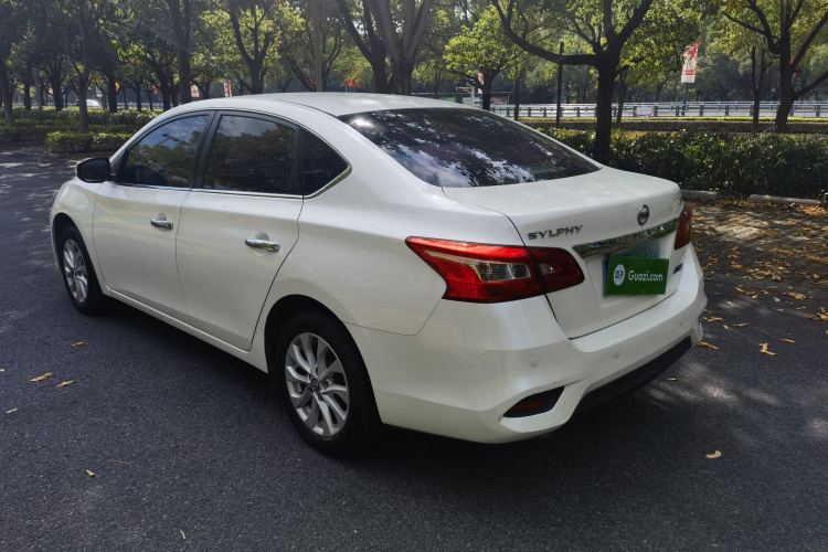 日产 轩逸 2019款 1.6XV CVT智联尊享版 国VI车身外观6006