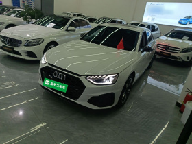 奥迪A4L 2022款 40 TFSI 豪华动感型
