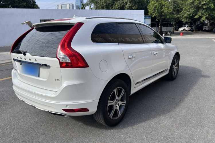 沃尔沃XC60(进口) 2014款 改款 T5 智雅版车身外观6005