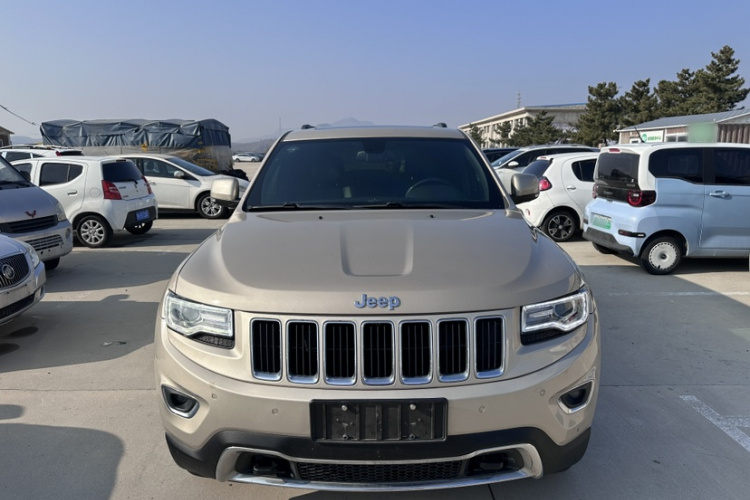 Jeep 大切诺基(进口) 2014款 3.6L 精英导航版车身外观6004