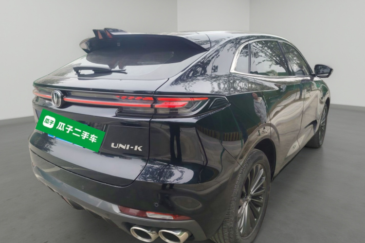 长安UNI-K 2021款 2.0T 卓越型车身外观7