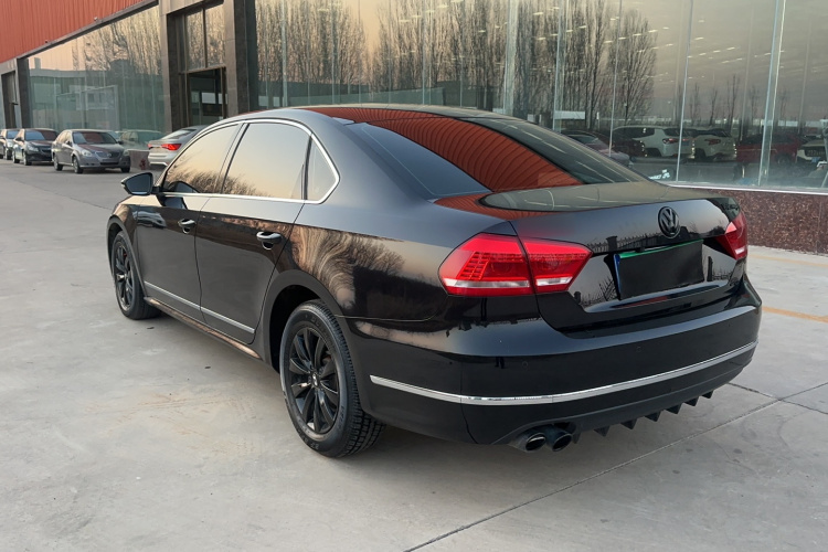 大众 帕萨特 2011款 1.8TSI 自动尊荣版车身外观6006