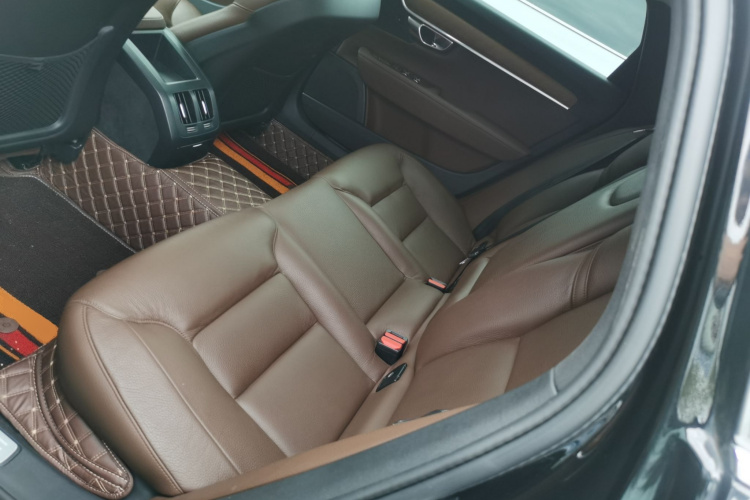 沃尔沃S90 2020款 改款 T5 智逸豪华版中控内饰21