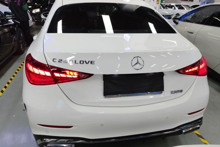 奔驰C级 2022款 改款 C 260 L 运动版车身外观6004