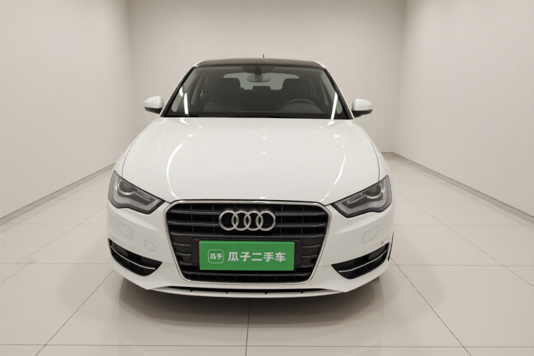 奥迪A3 2014款 Sportback 35 TFSI 自动舒适型车身外观2