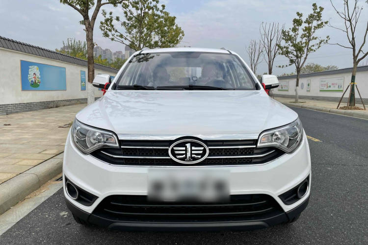 一汽 森雅R7 2024款 1.5L 自动舒适型车身外观6001