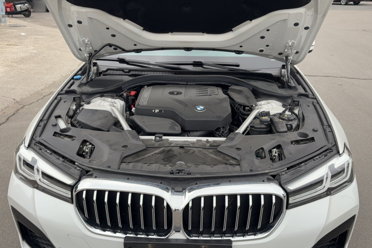 宝马5系 2023款 530Li 领先型 M运动套装局部细节24