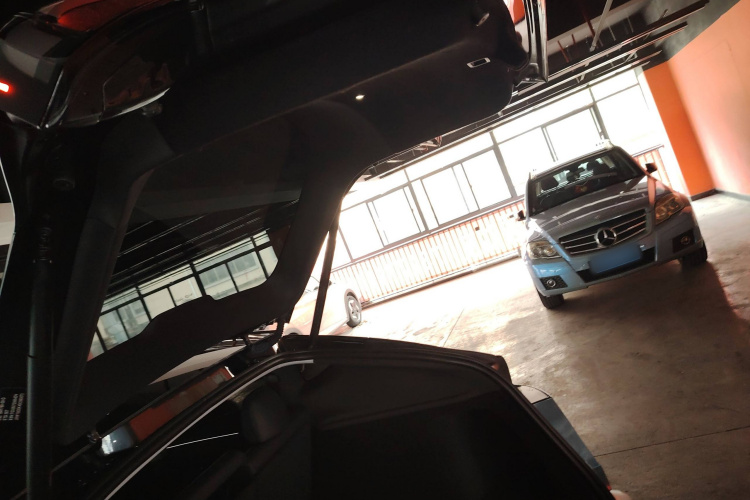 特斯拉 Model Y 2025款 长续航全轮驱动 首发版局部细节23