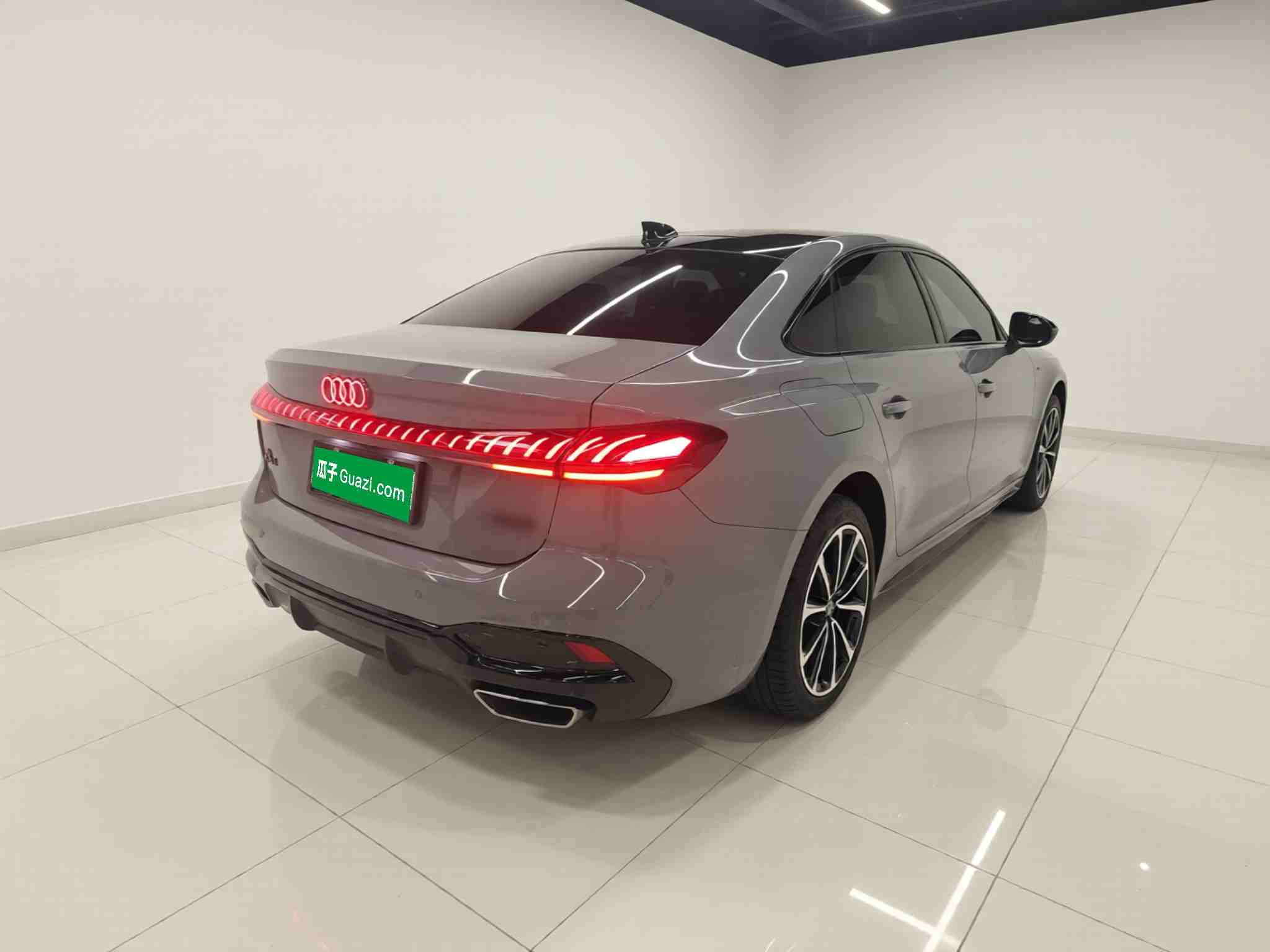 车辆右后45度视角