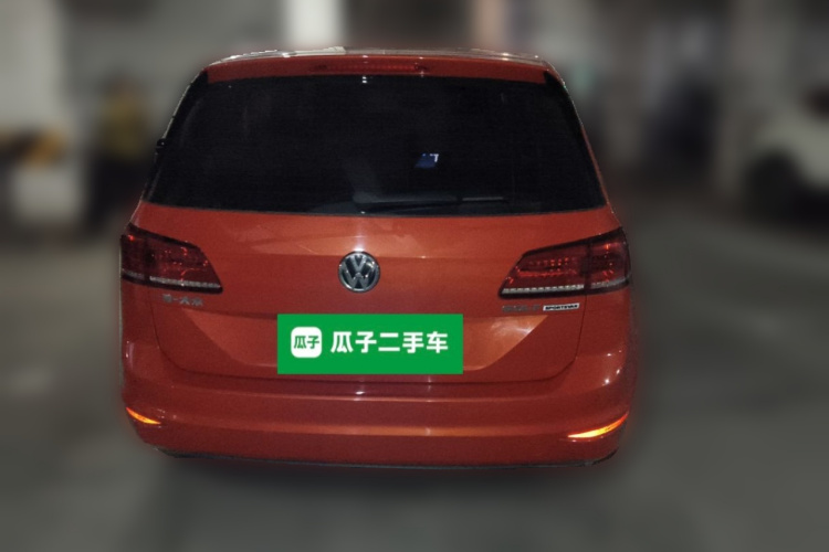 大众 高尔夫·嘉旅 2016款 1.6L 自动舒适型车身外观6