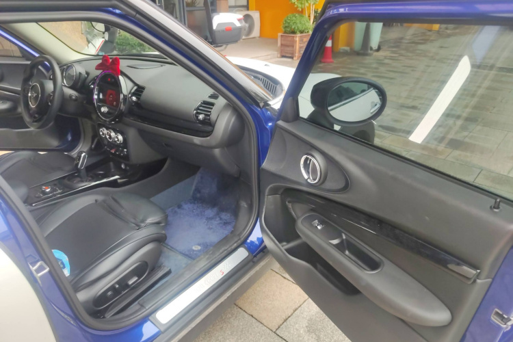 MINI Clubman 2019款 2.0T COOPER S局部细节9005