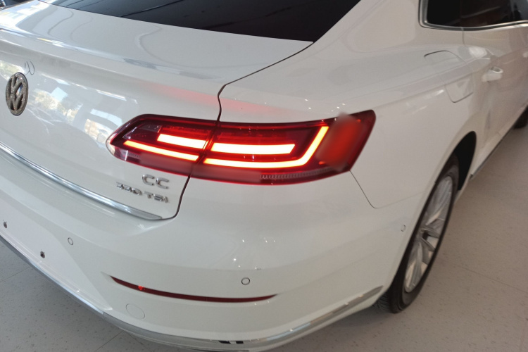 一汽-大众CC 2019款 330TSI 魅颜版 国VI车身外观6006