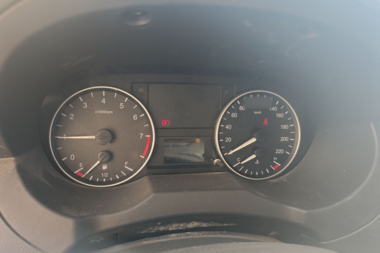 江淮瑞风 瑞风M3 2019款 创客版 1.8L 豪华型局部细节14