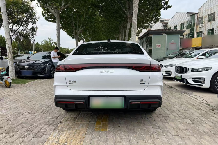 比亚迪 秦L 2025款 DM-i 智驾版 80KM领先型车身外观6006