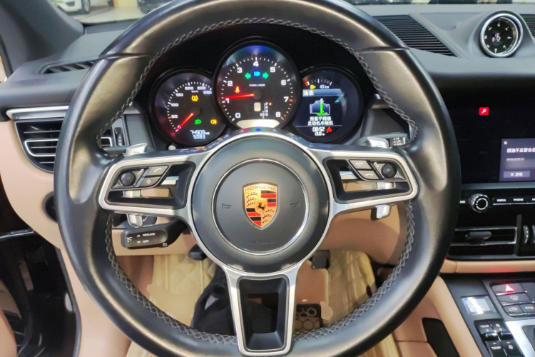 保时捷 2018款 Macan 2.0T中控内饰13