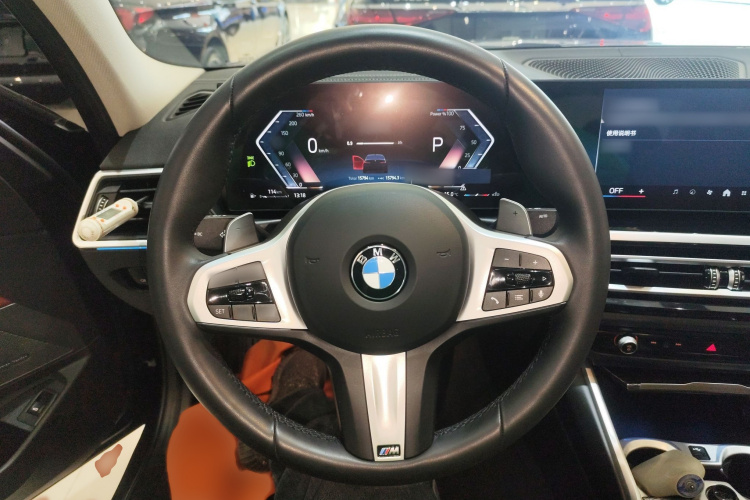 宝马3系 2024款 325Li M运动曜夜套装局部细节13