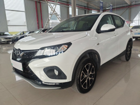 东南DX3 2019款 1.5L 手动豪华型 国VI