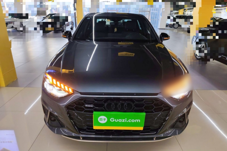 奥迪A4L 2024款 40 TFSI quattro RS套件燃速型车身外观2