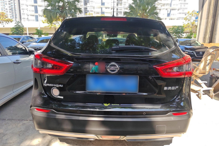 日产 逍客 2021款 2.0L CVT豪华版车身外观6004