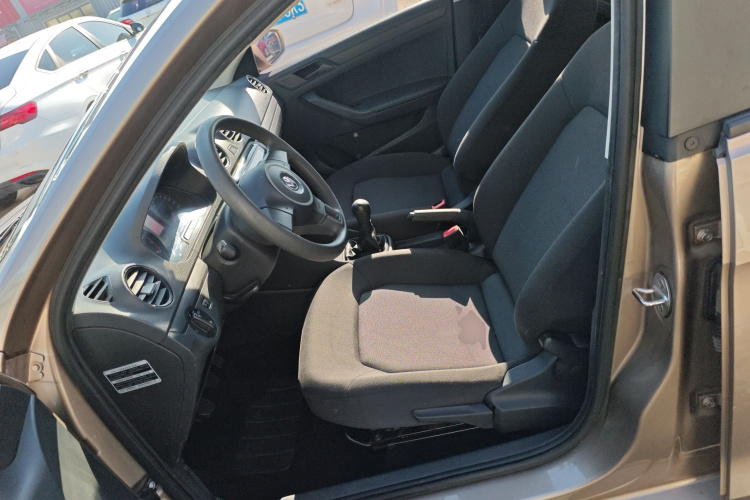 大众 捷达 2015款 质惠版 1.6L 手动时尚型局部细节19