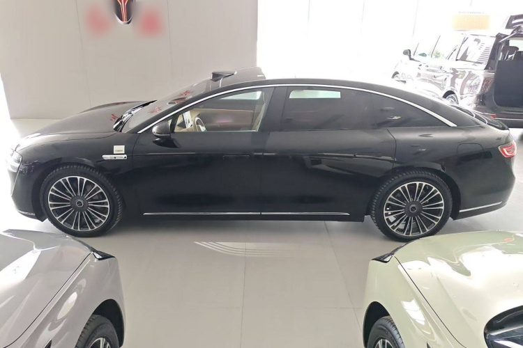 鸿蒙智行 享界S9 2024款 纯电 Ultra 四驱旗舰版车身外观6003