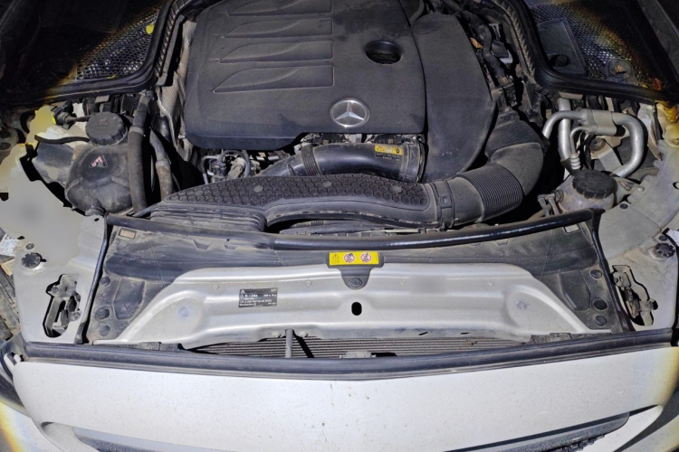 奔驰C级 2020款 C 260 L 运动版局部细节24