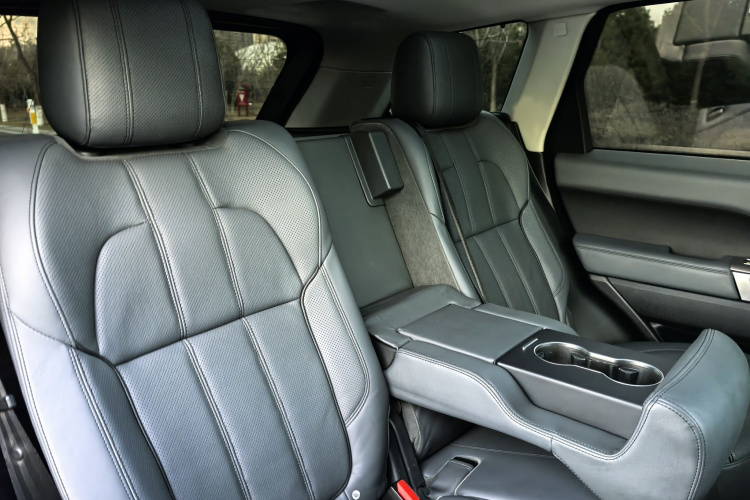 路虎 揽胜运动版 2014款 3.0 SC V6 HSE中控内饰7009