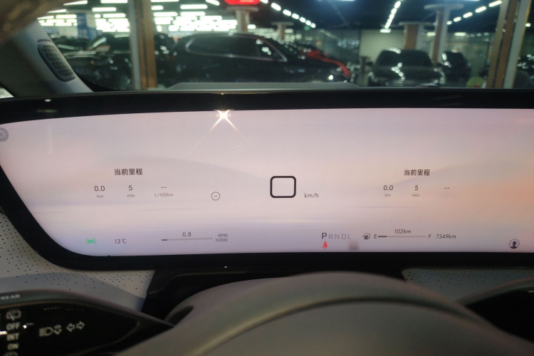 别克GL8 2025款 陆尊 尊享版局部细节14