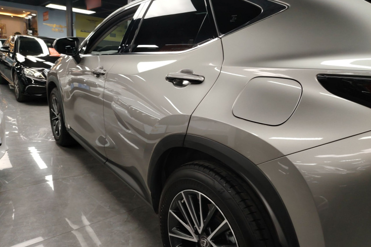 雷克萨斯NX 2022款 260 前驱 创悦版车身外观6003