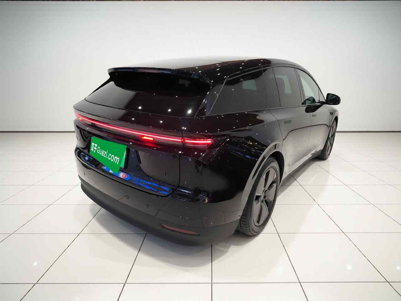 理想汽车 理想i6 2025款 两驱标准版(4)