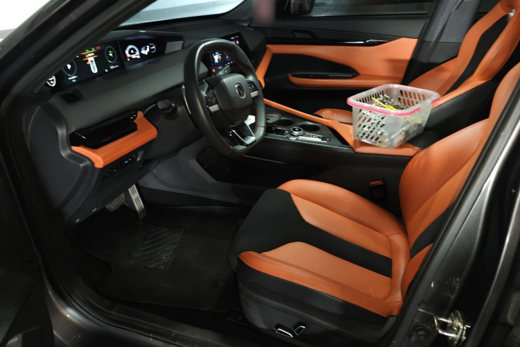 长安UNI-V 2023款 2.0T 锋速版局部细节19