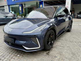 智己汽车 智己LS7 2023款 100kWh Lux四驱版