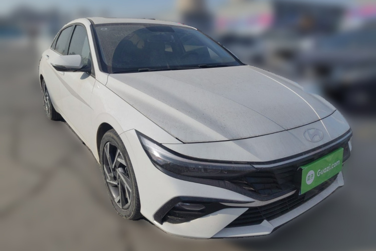 现代 伊兰特 2023款 1.5L CVT GLX精英版车身外观3