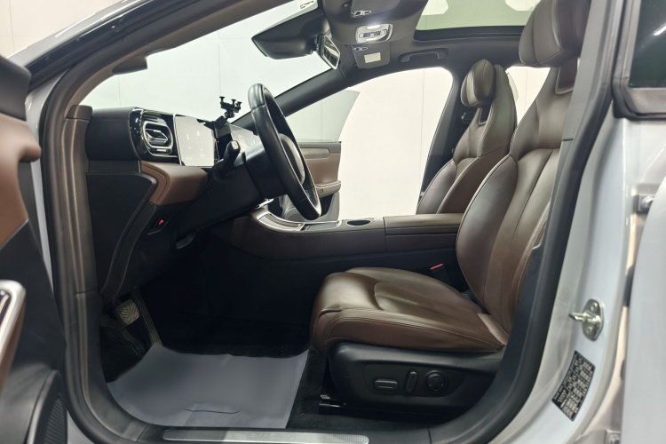 零跑汽车 零跑C01 2023款 606舒享版中控内饰7005