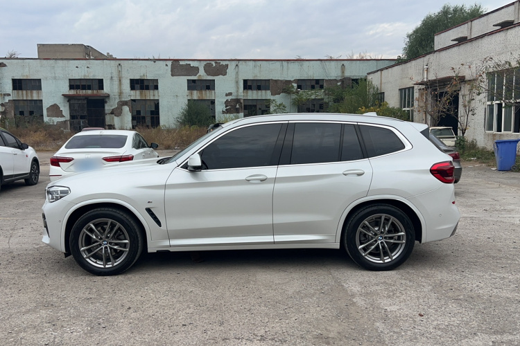 宝马X3 2021款 改款 xDrive28i M运动套装车身外观6006
